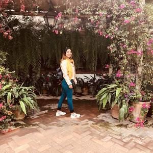 Meet your Posher, Sofia